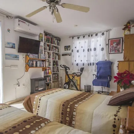 Apartamento A 300m De La Playa En *