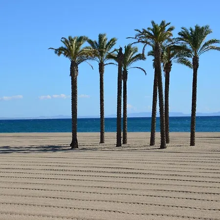 Homestay Apartamento A 300m De La Playa En